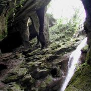 Grotte-del-Caglieron---da-dentro-a-fuori.jpg